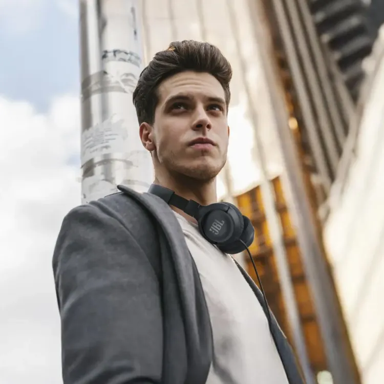 Audífonos de Diadema JBL Alámbricos On Ear T500 Negro - Imagen 6